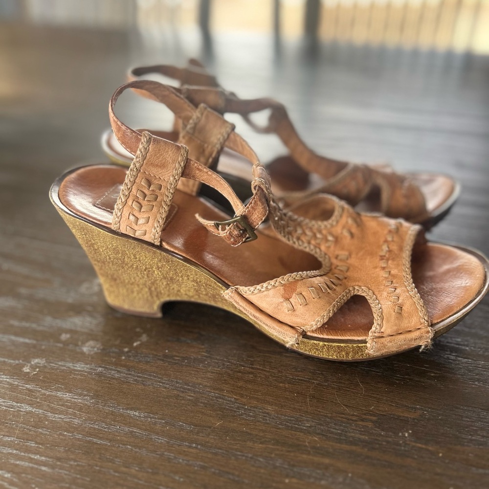 Clarks Tan‎ Leather Wedge Sandals with Cork Heel bendable